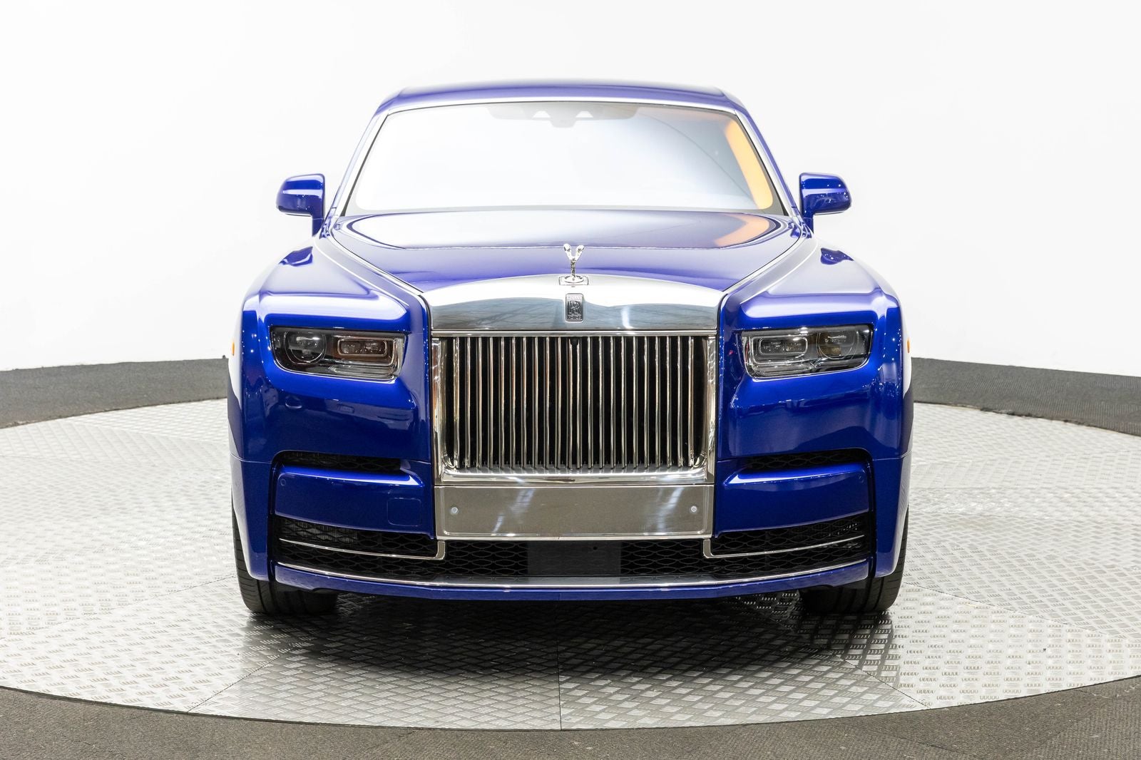 Rolls-Royce Phantom Sedán 2023