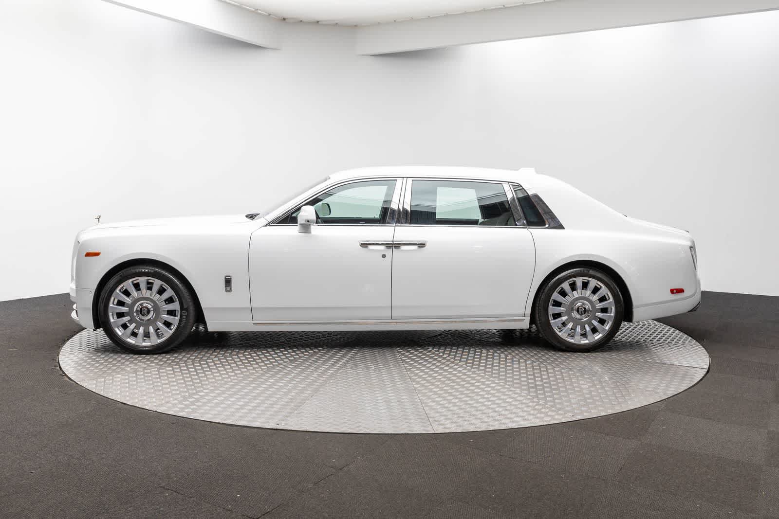 Rolls-Royce Phantom Sedán de batalla larga 2020