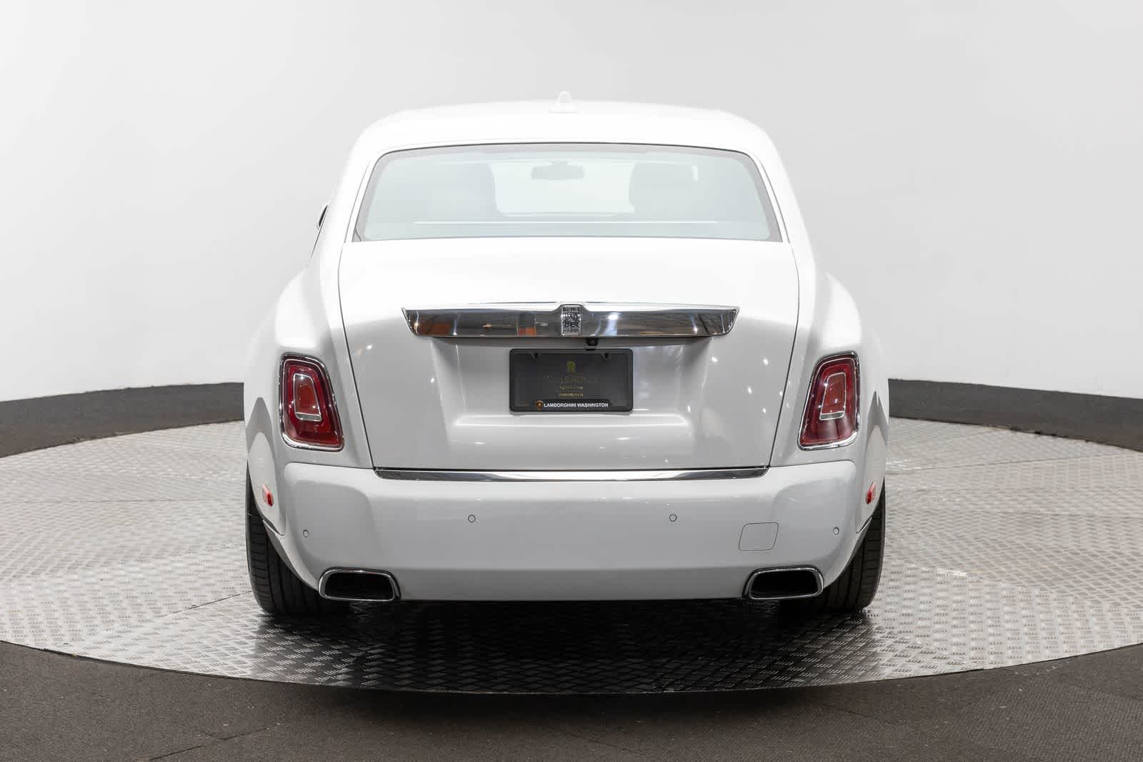 Rolls-Royce Phantom Sedán de batalla larga 2020