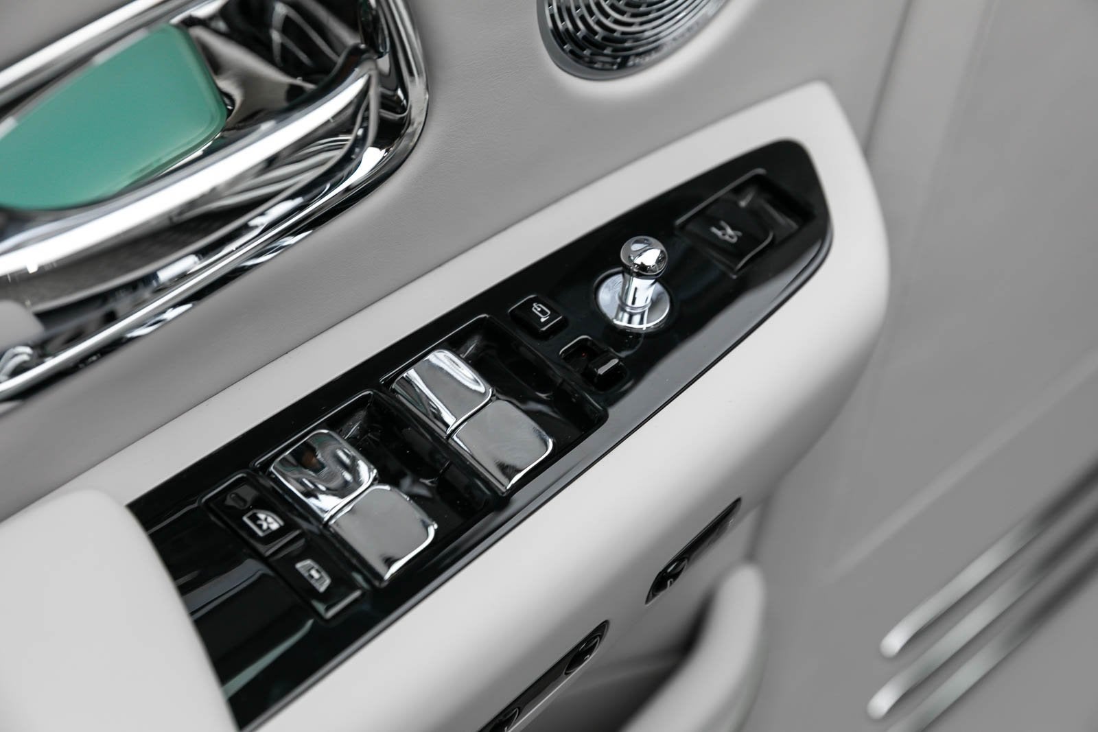 Rolls-Royce Phantom Plantino 2024