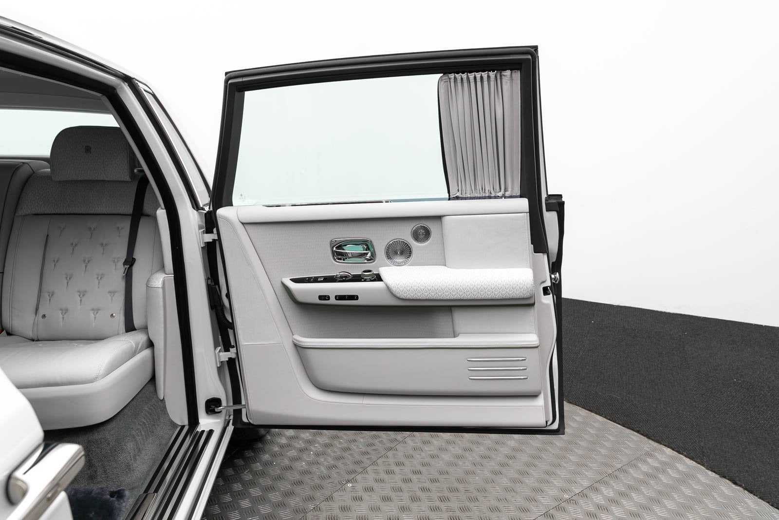 Rolls-Royce Phantom Plantino 2024