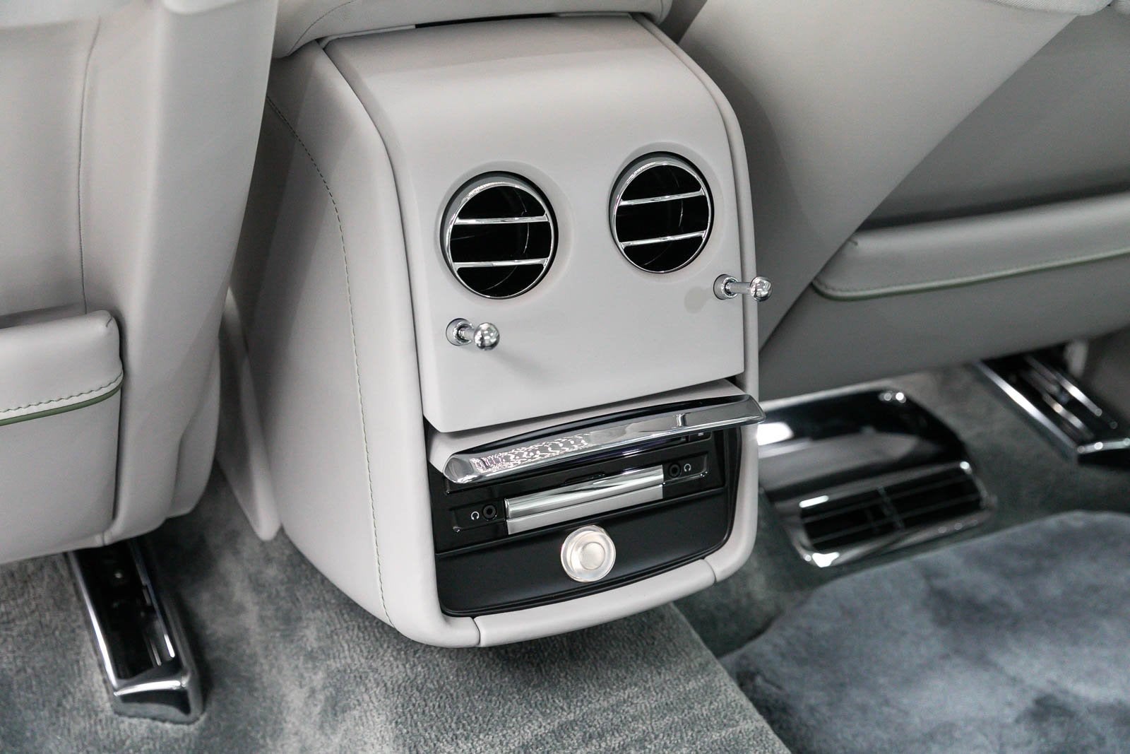 Rolls-Royce Phantom Plantino 2024