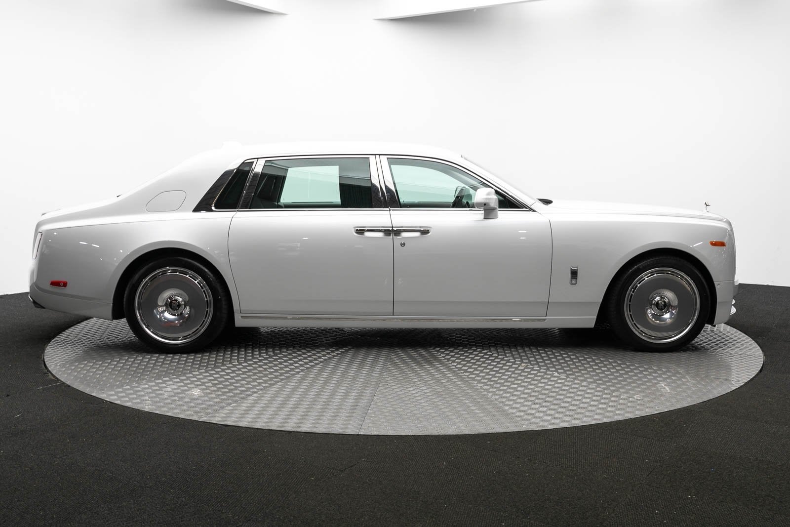 Rolls-Royce Phantom Plantino 2024