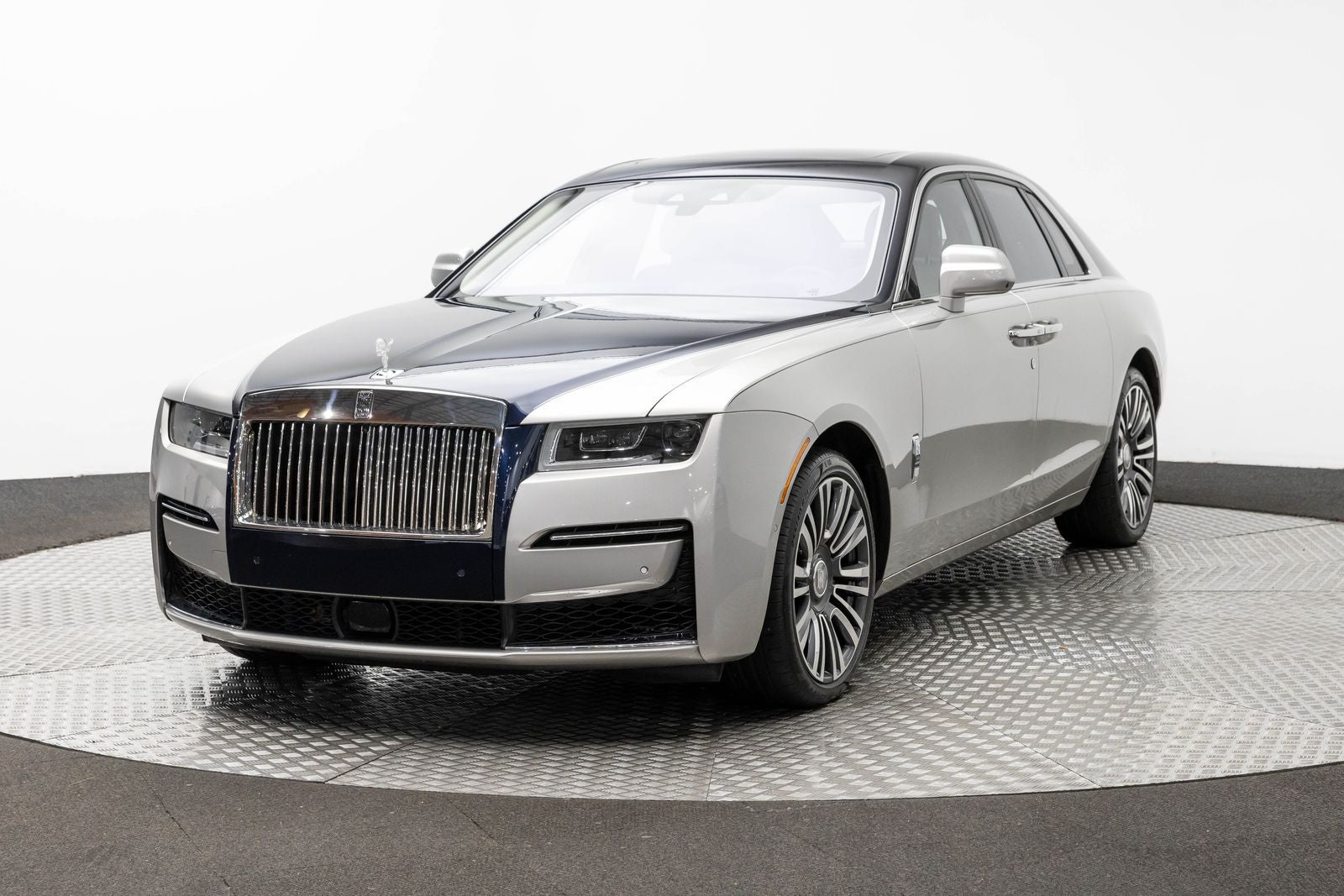 Rolls-Royce Ghost Sedán 2021