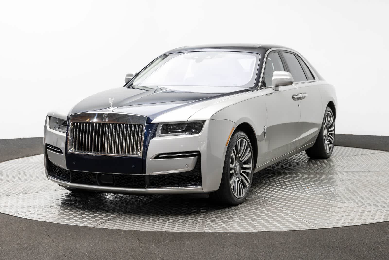 Rolls-Royce Ghost Sedán 2021