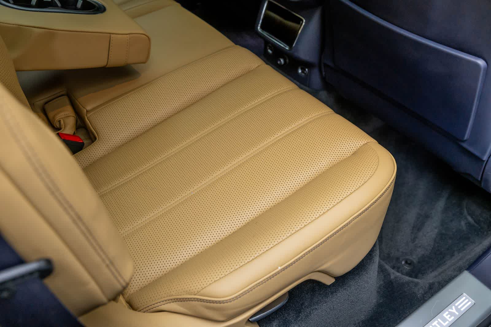 Bentley Bentayga V8 2021