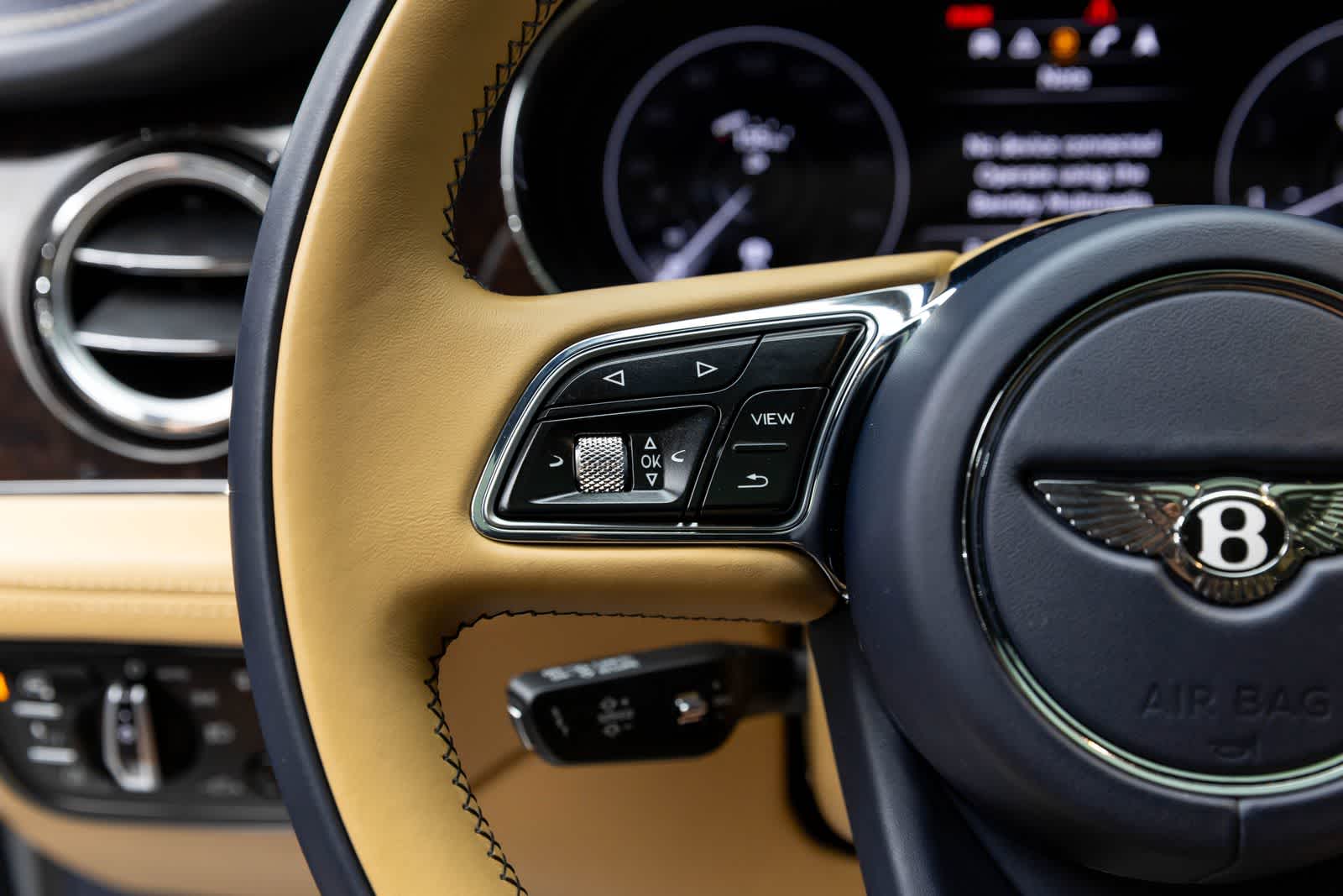 Bentley Bentayga V8 2021