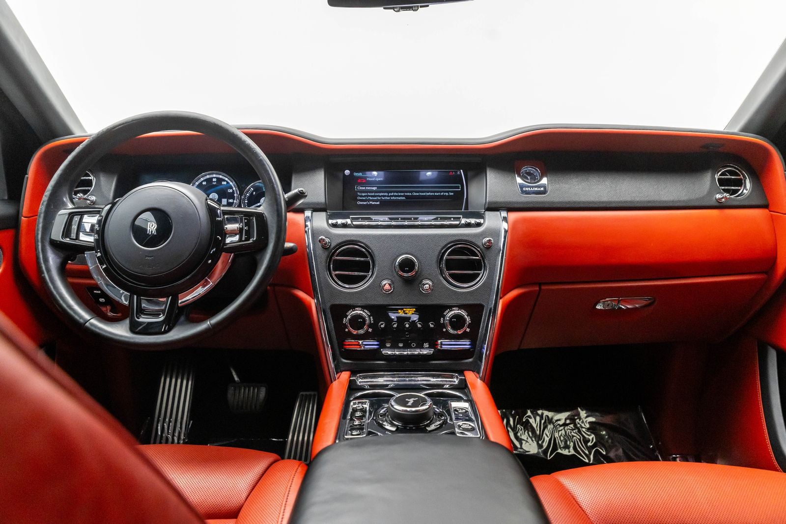 Rolls-Royce Cullinan SUV 2020