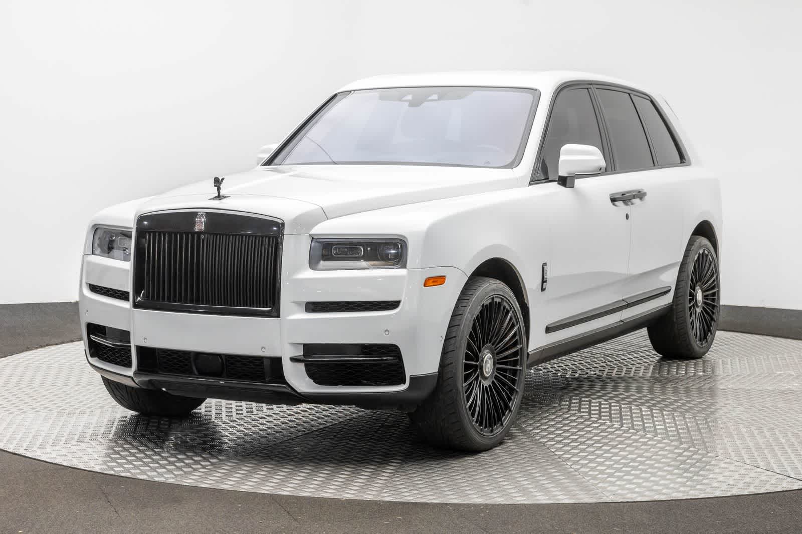 Rolls-Royce Cullinan SUV 2020