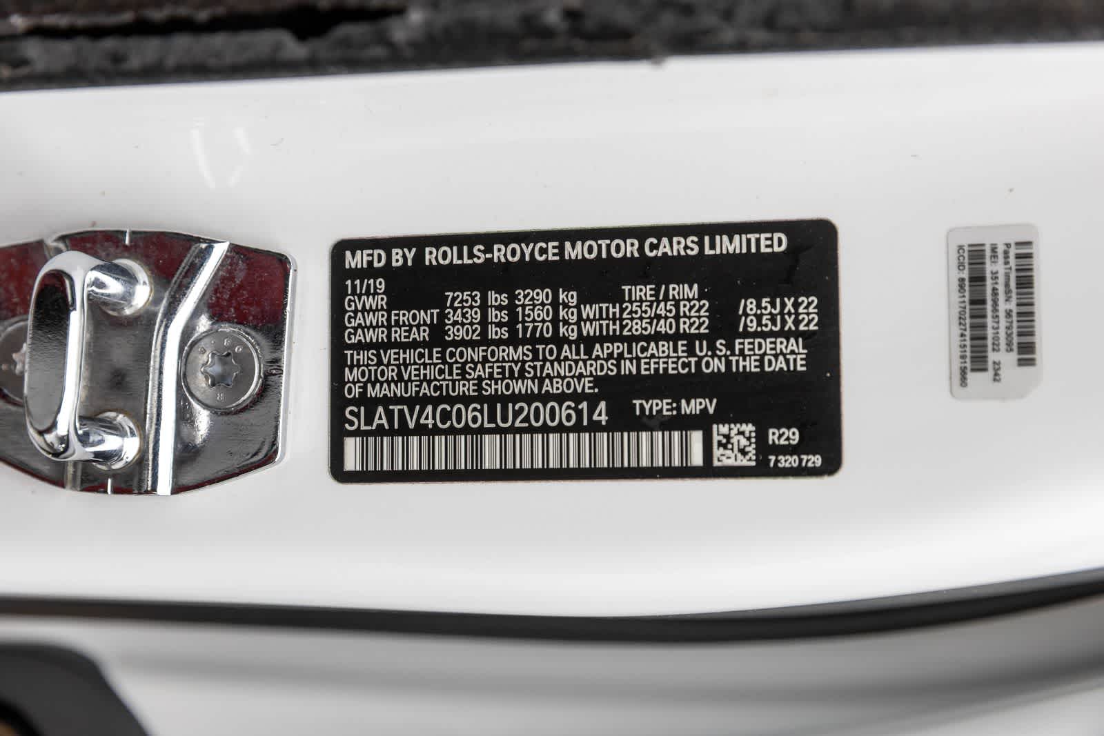 Rolls-Royce Cullinan SUV 2020