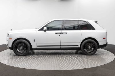 Rolls-Royce Cullinan SUV 2020