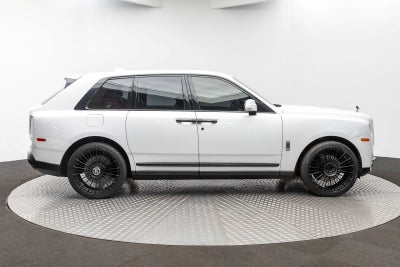 Rolls-Royce Cullinan SUV 2020