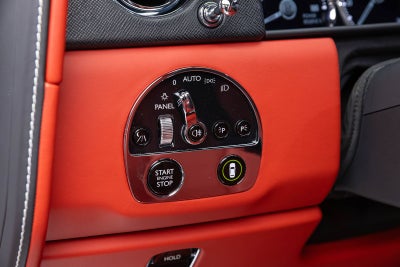 Rolls-Royce Cullinan SUV 2021
