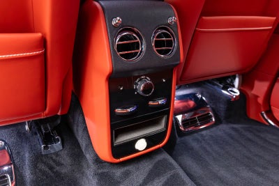 Rolls-Royce Cullinan SUV 2021