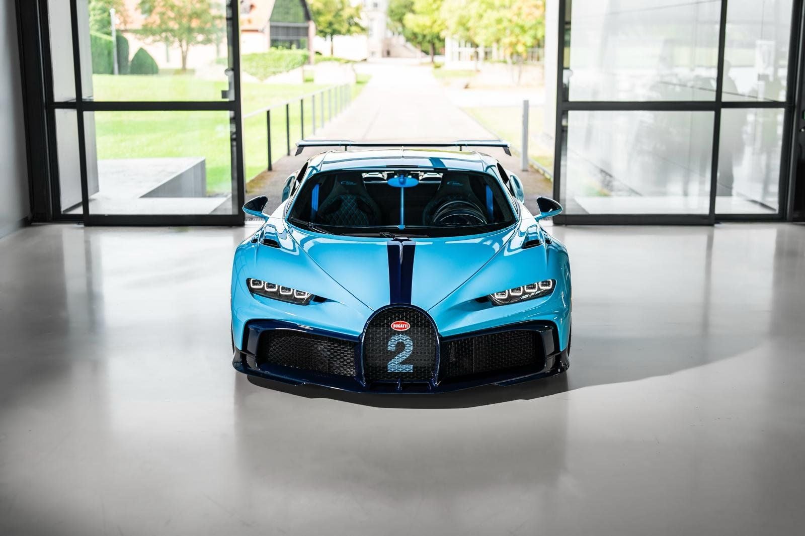 Bugatti Chiron Pure Sport 2023