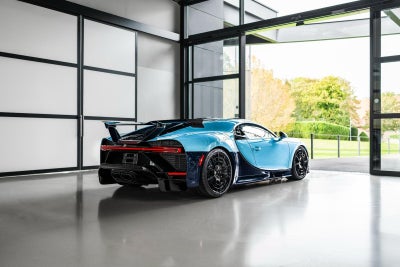 Bugatti Chiron Pure Sport 2023