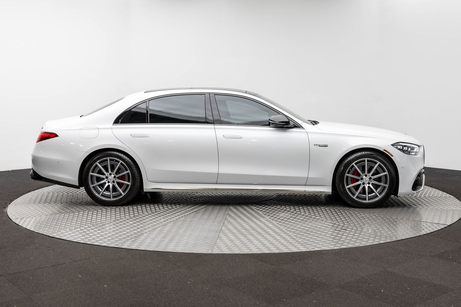 Mercedes-Benz AMG® S 63 E 2025 AMG® S 63 E