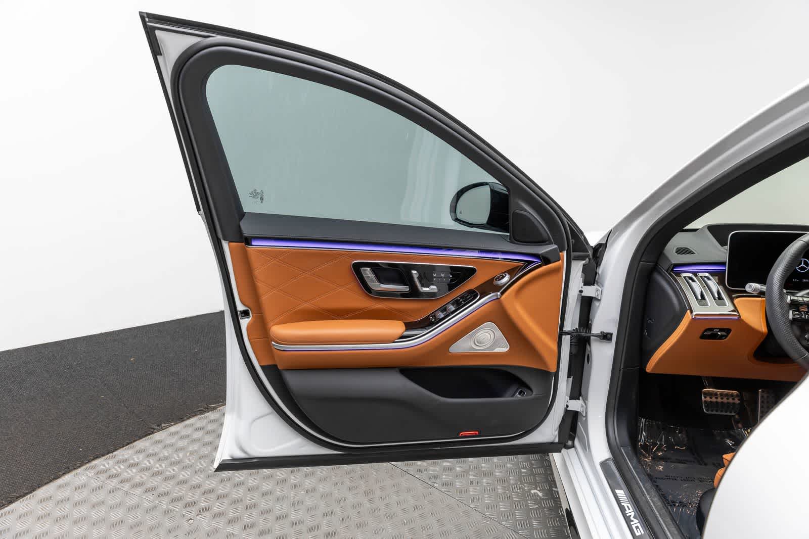 Mercedes-Benz AMG® S 63 E 2025 AMG® S 63 E