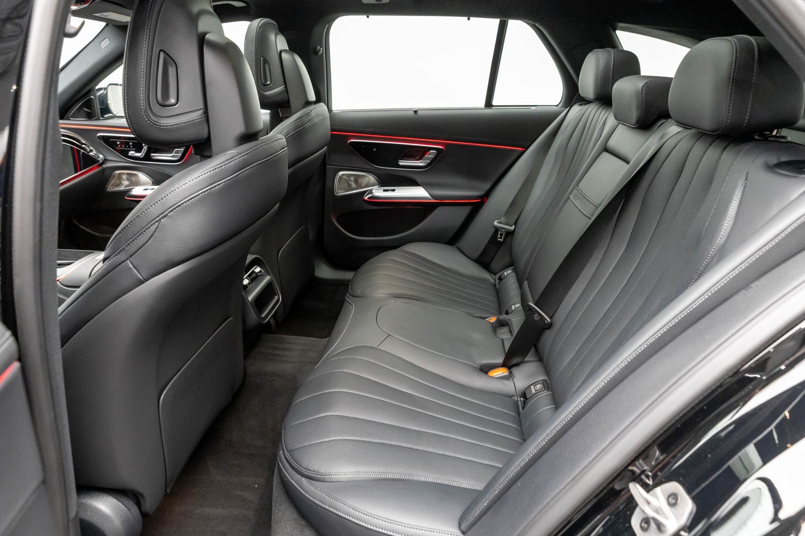 Mercedes-Benz E 450 2026