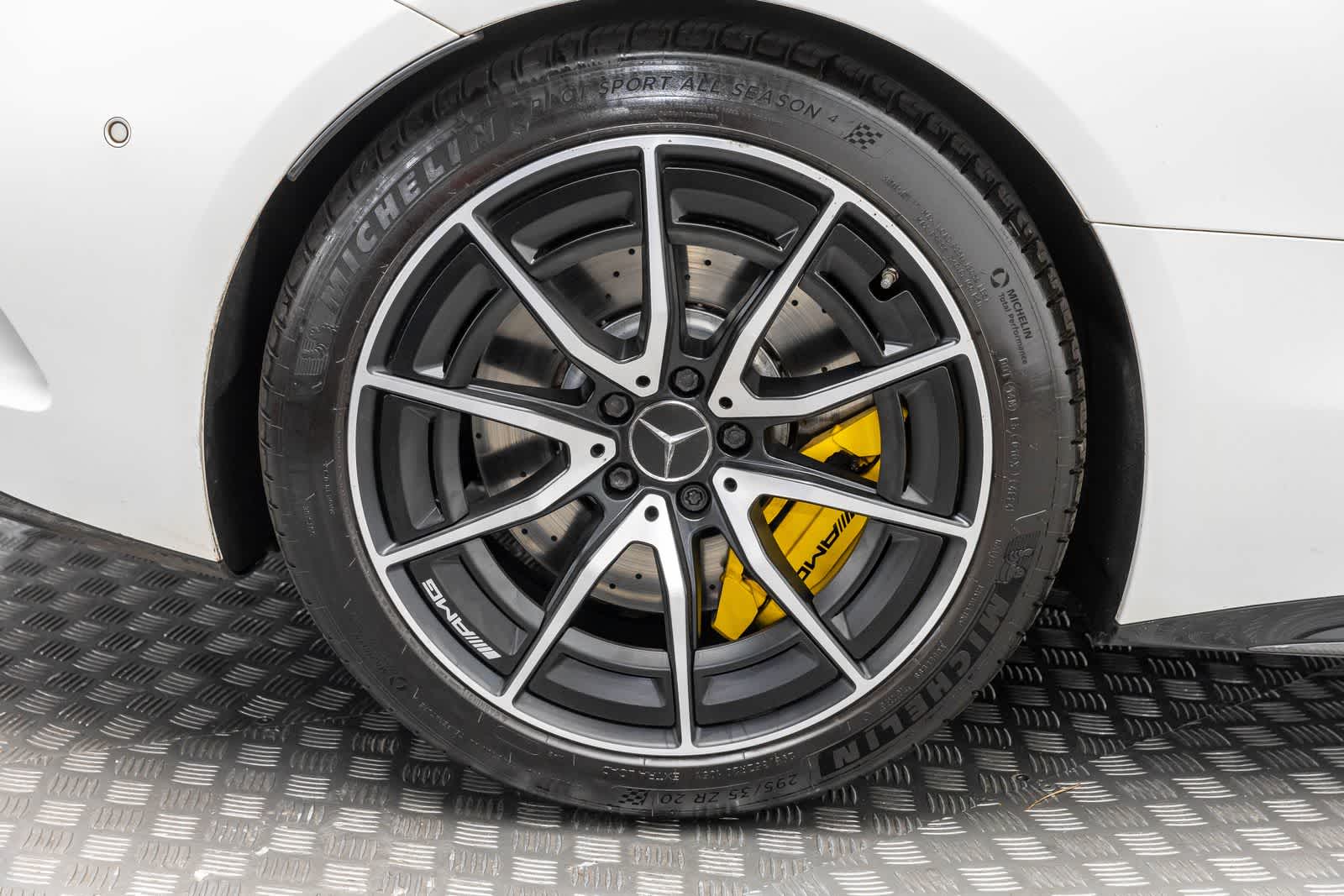 Mercedes-Benz AMG® SL 63 2022