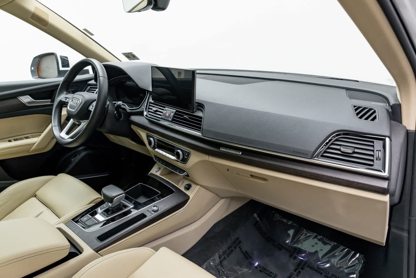 Audi Q5 S line Premium Plus 2024