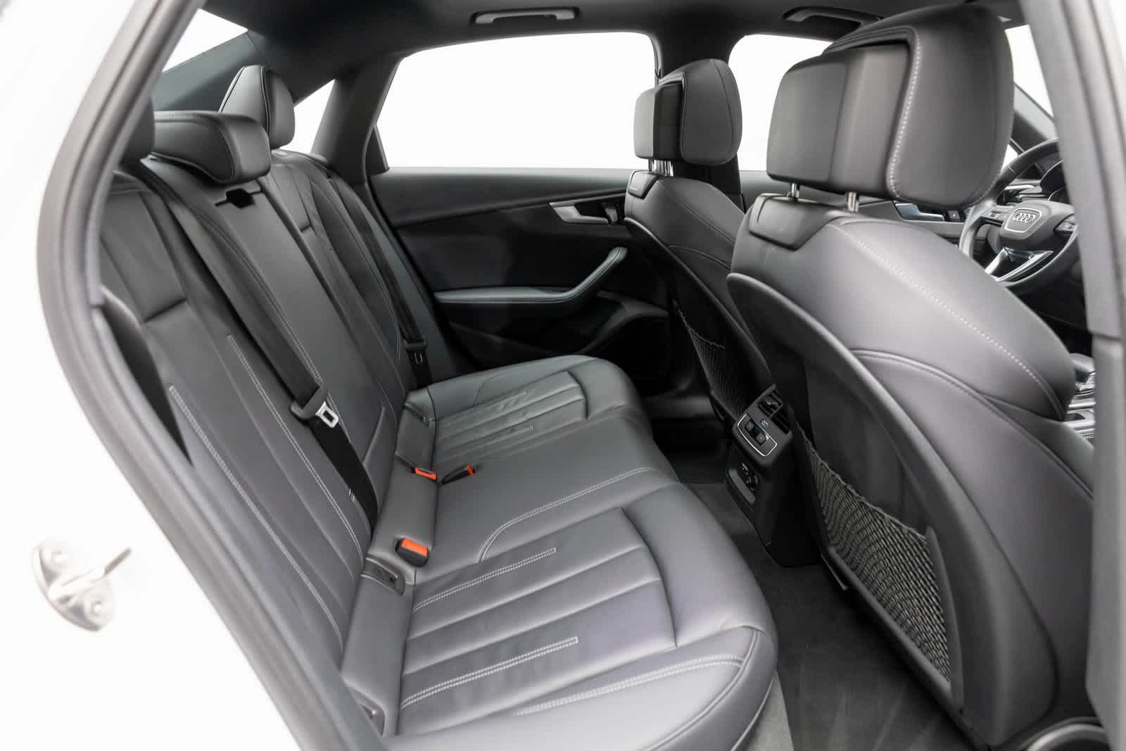 Audi A4 Sedán S line Premium Plus 2024