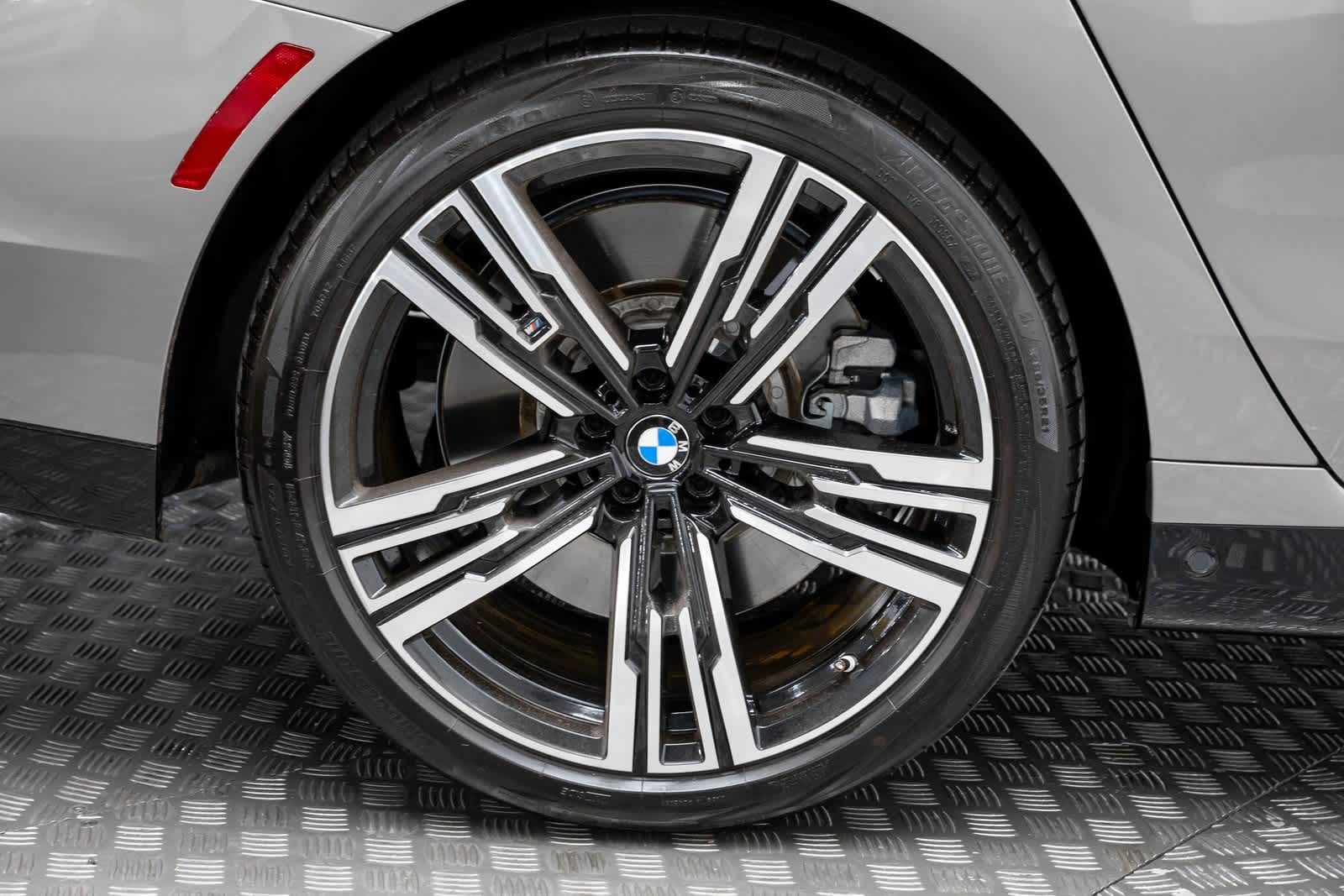 2024 BMW Serie 7 760i xDrive