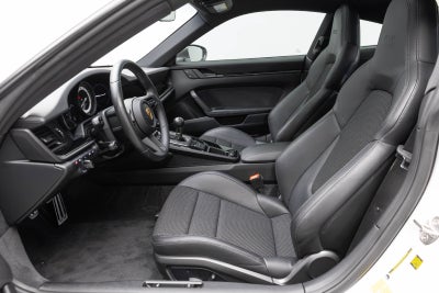 Porsche 911 Carrera T 2024