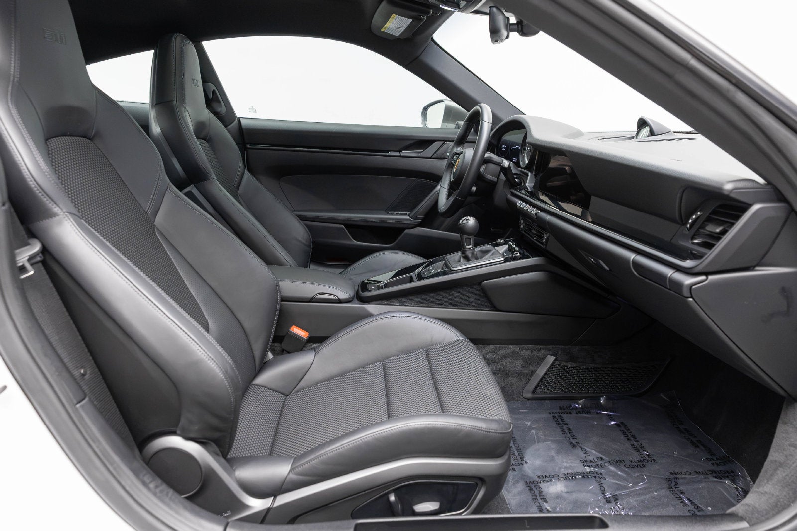 Porsche 911 Carrera T 2024