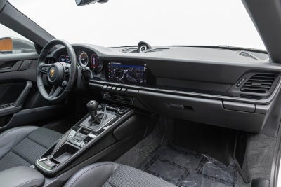 Porsche 911 Carrera T 2024