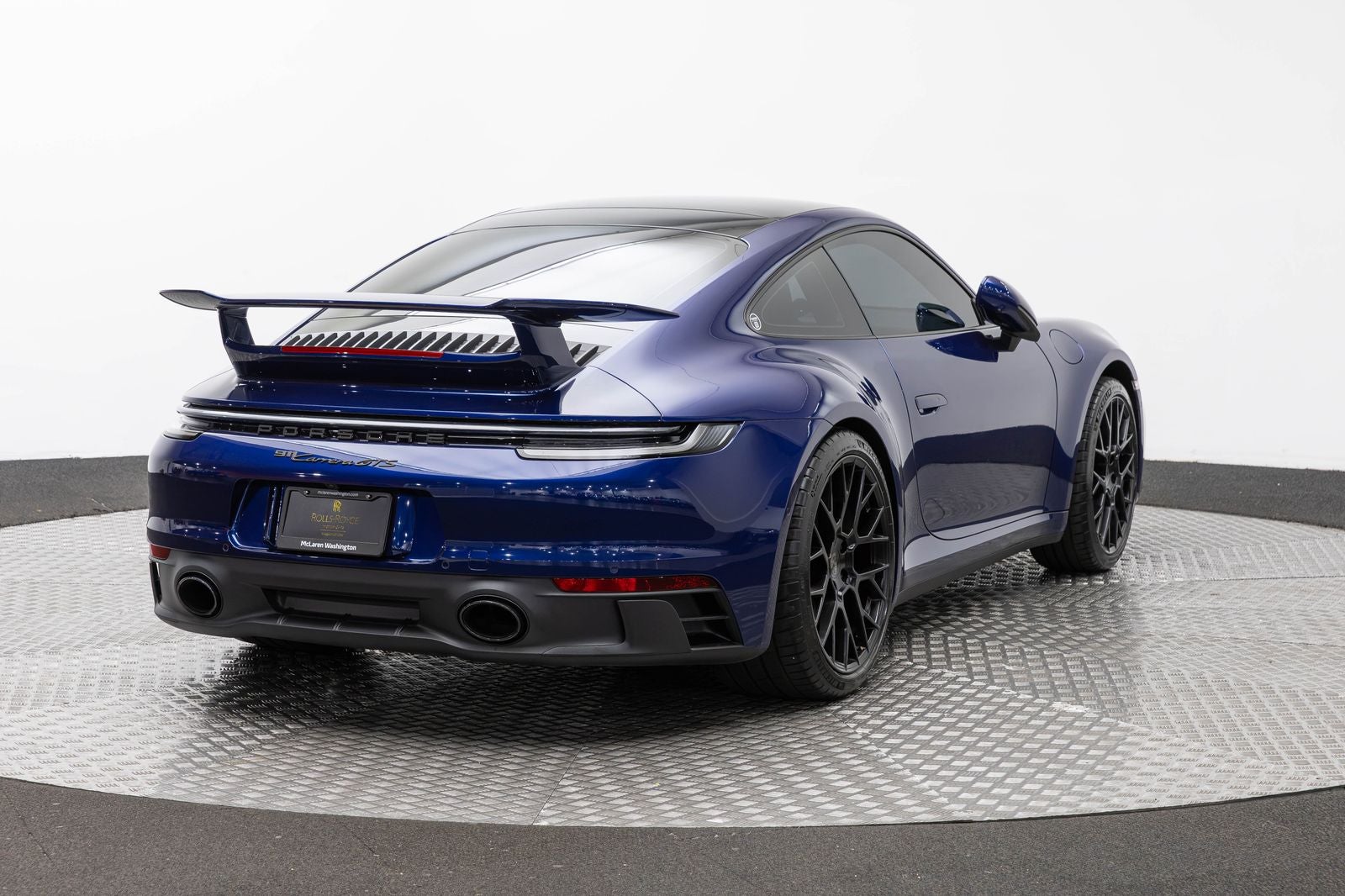 Porsche 911 Carrera GTS 2024
