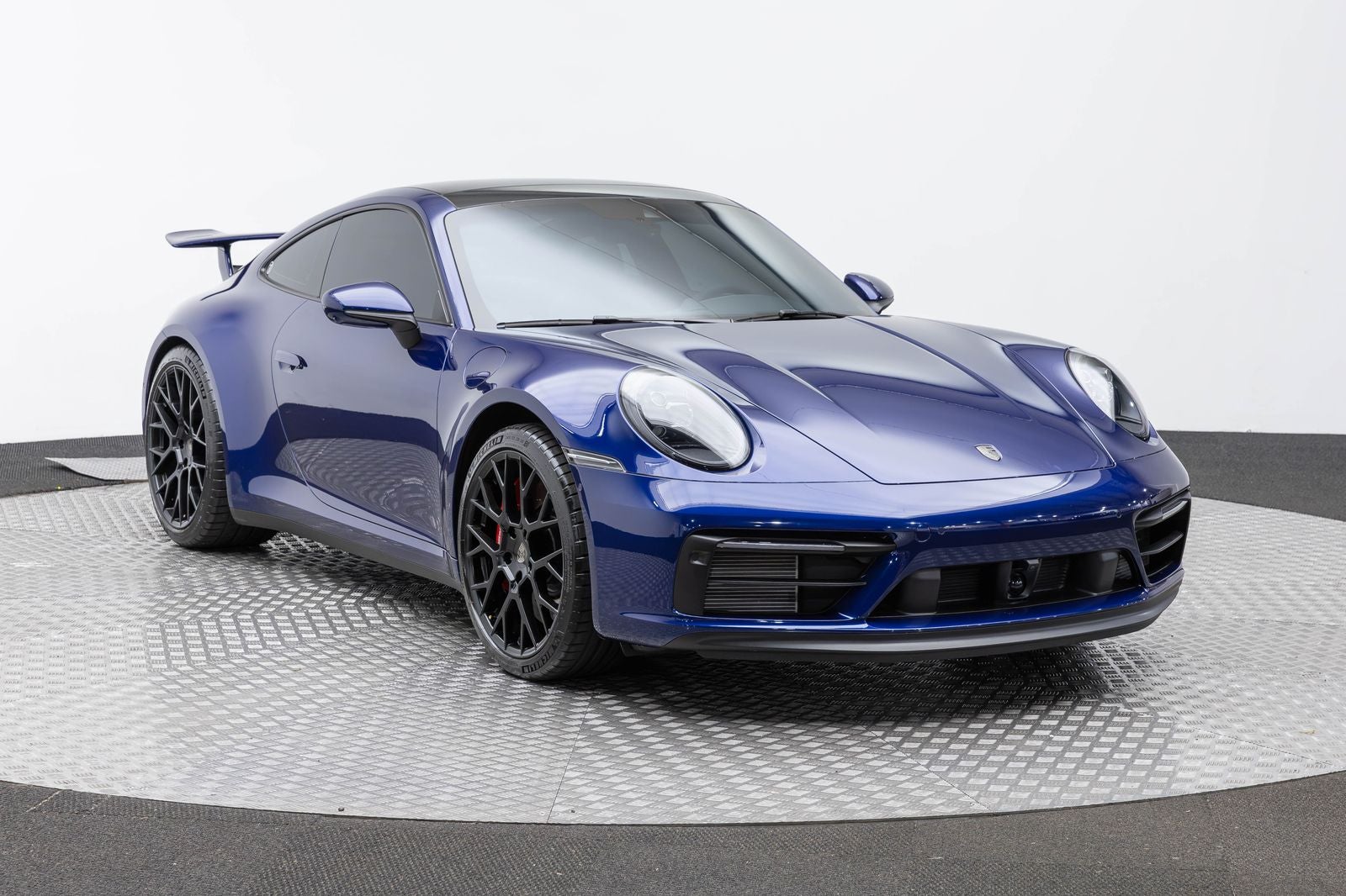 Porsche 911 Carrera GTS 2024