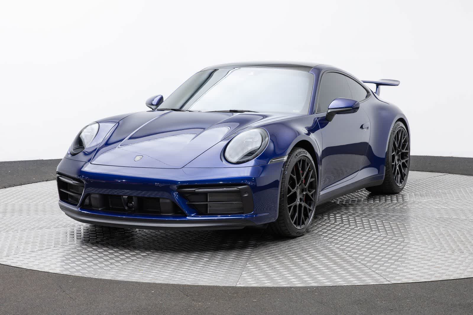 Porsche 911 Carrera GTS 2024