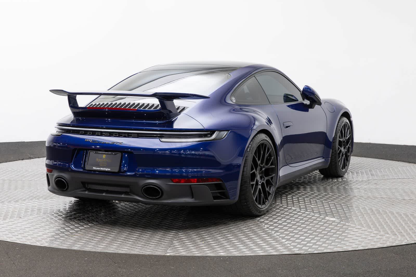 Porsche 911 Carrera GTS 2024