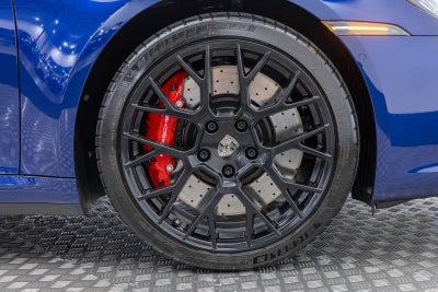 Porsche 911 Carrera GTS 2024