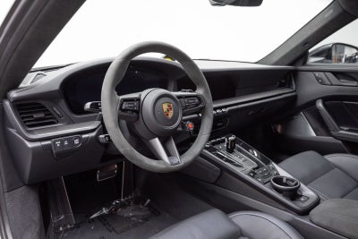 Porsche 911 Carrera 4 GTS de 2025