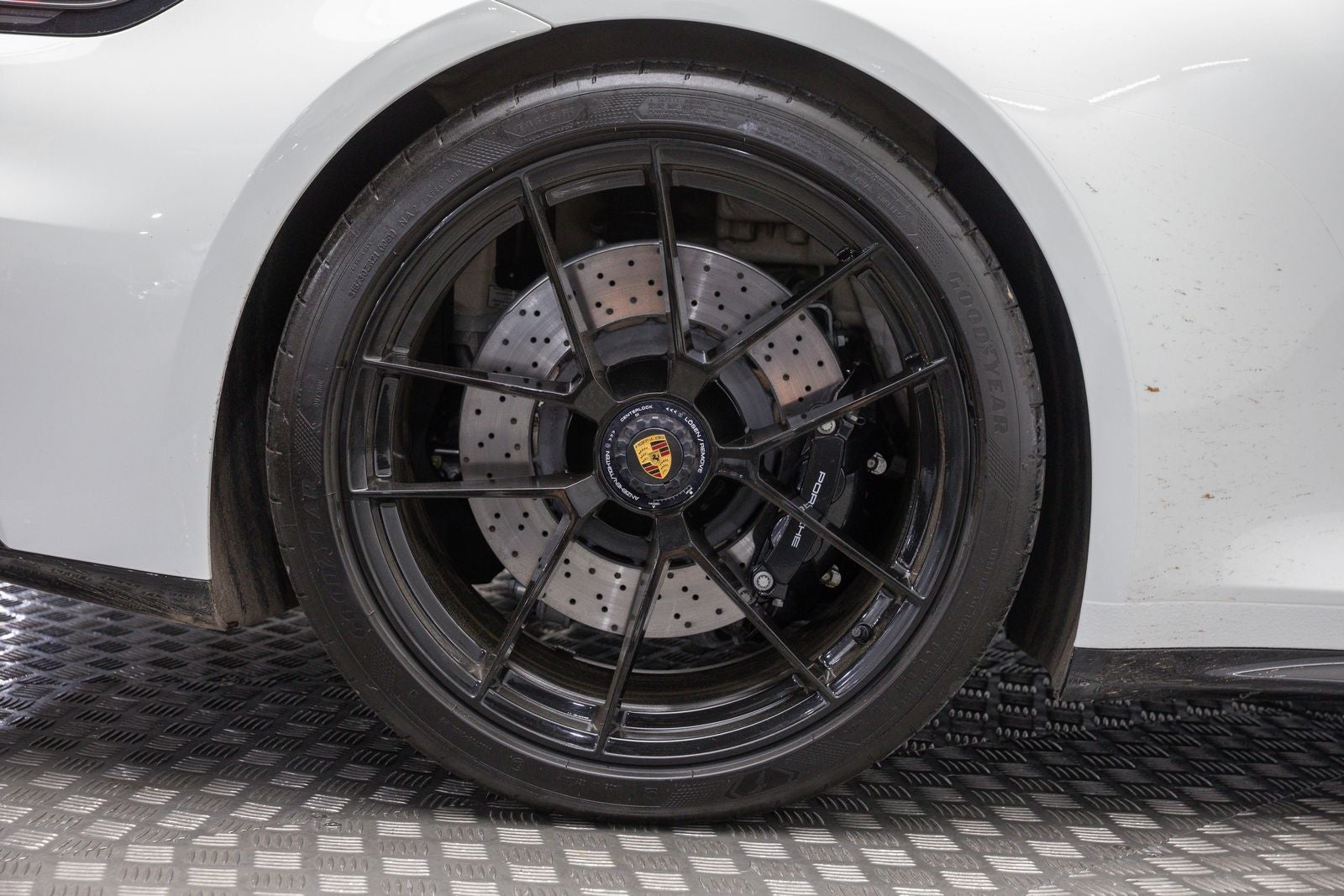 Porsche 911 Carrera 4 GTS de 2025