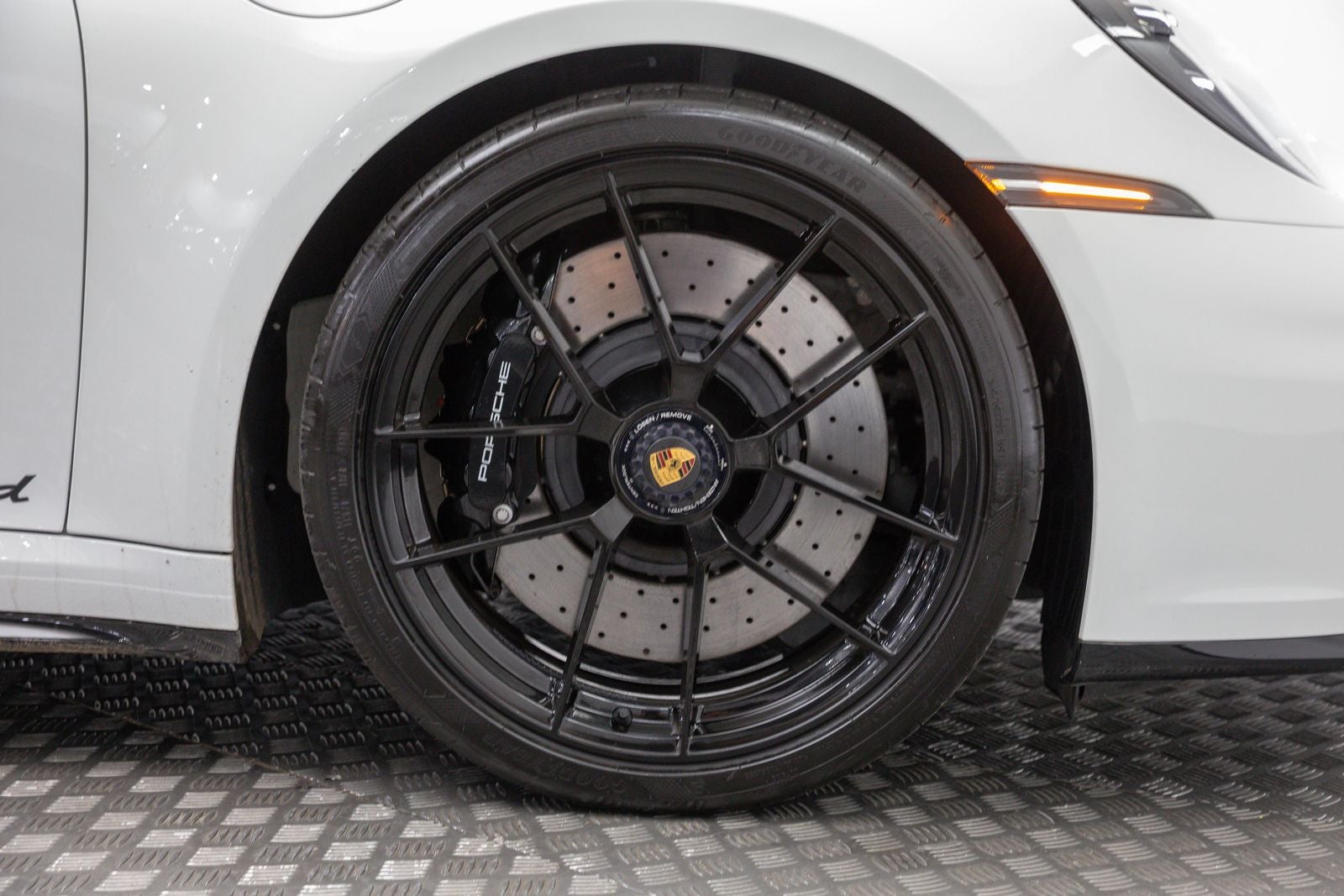 Porsche 911 Carrera 4 GTS de 2025