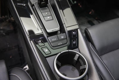 Porsche 911 Carrera 4 GTS de 2025