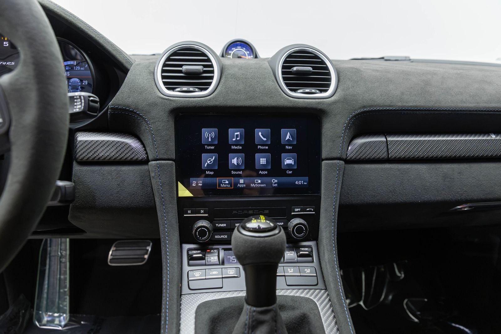 Porsche 718 Cayman GT4 RS 2025
