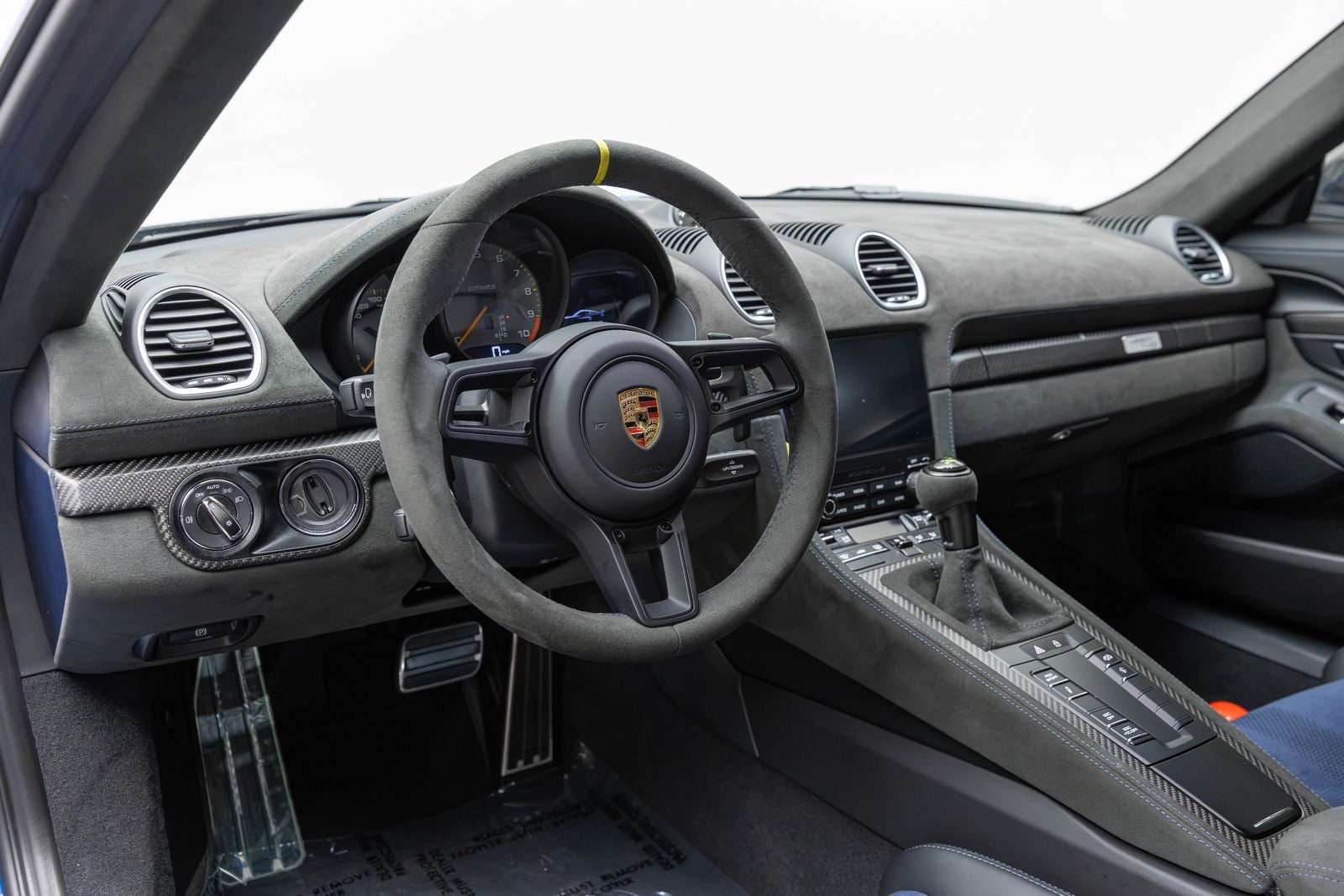 Porsche 718 Cayman GT4 RS 2025