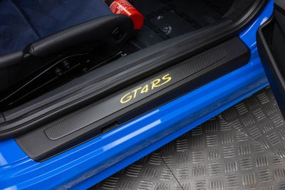 Porsche 718 Cayman GT4 RS 2025