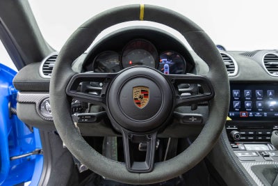 Porsche 718 Cayman GT4 RS 2025