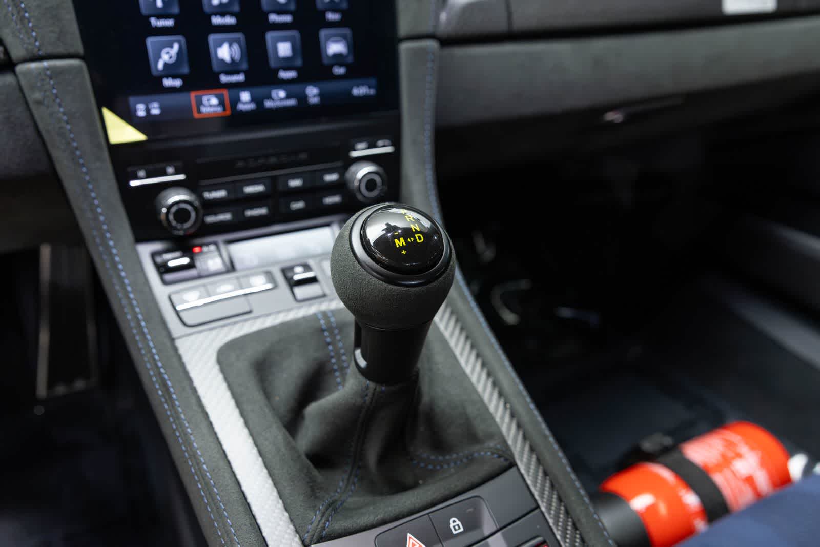 Porsche 718 Cayman GT4 RS 2025