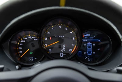 Porsche 718 Cayman GT4 RS 2025