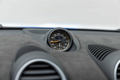 Porsche 718 Cayman GT4 RS 2025