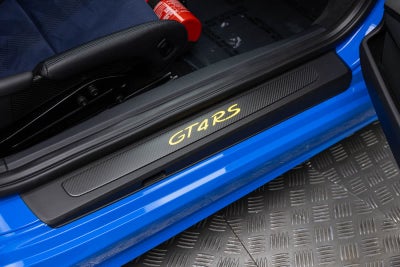 Porsche 718 Cayman GT4 RS 2025
