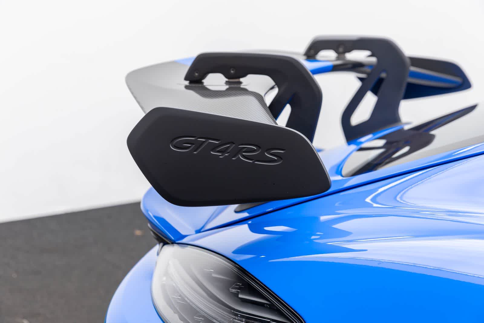 Porsche 718 Cayman GT4 RS 2025
