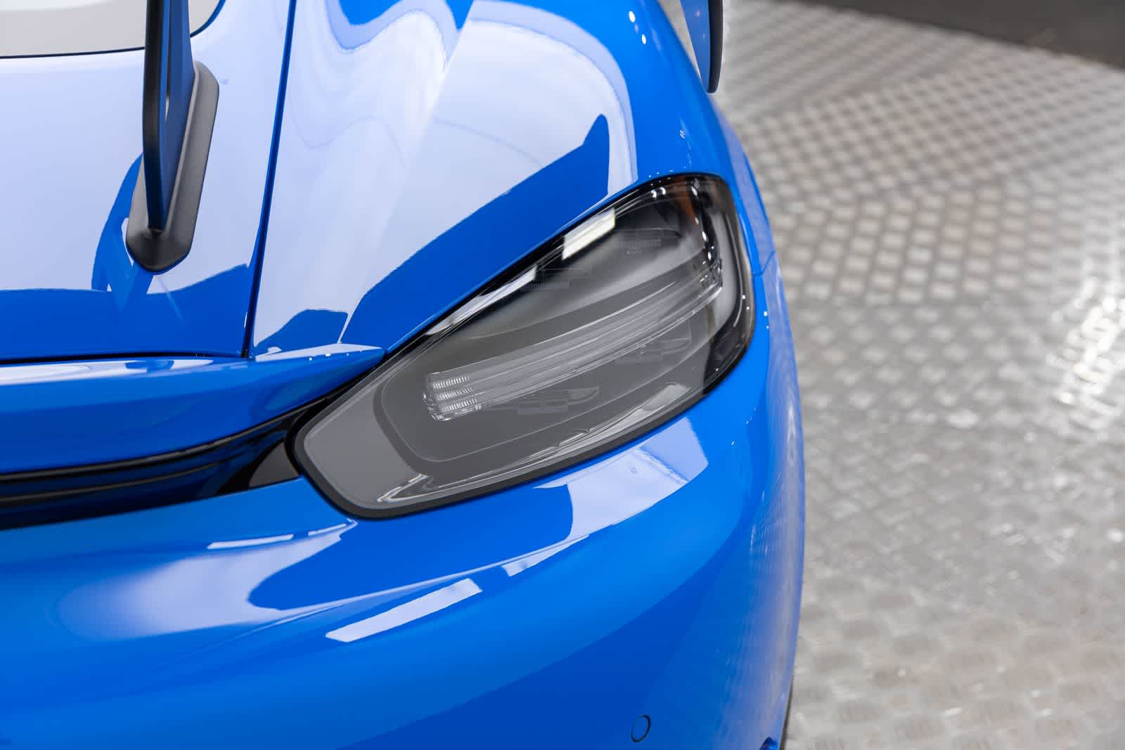 Porsche 718 Cayman GT4 RS 2025