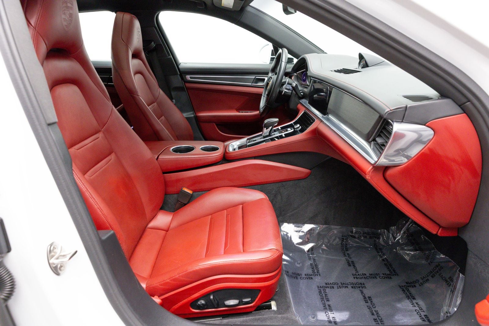 Porsche Panamera 4 2023